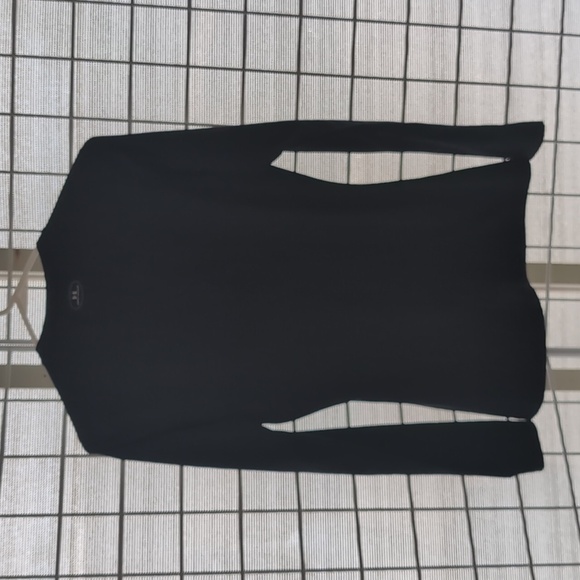 Ladies black small cold beer under armor long sleeve top fitted - Picture 5 of 8